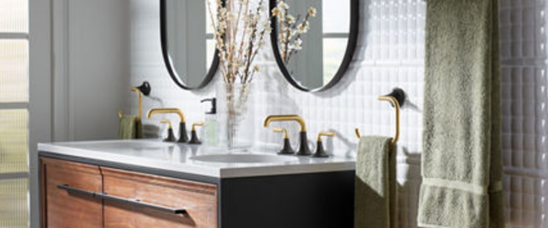 Creating a Relaxing Haven: The Must-Have Bathroom Accessories