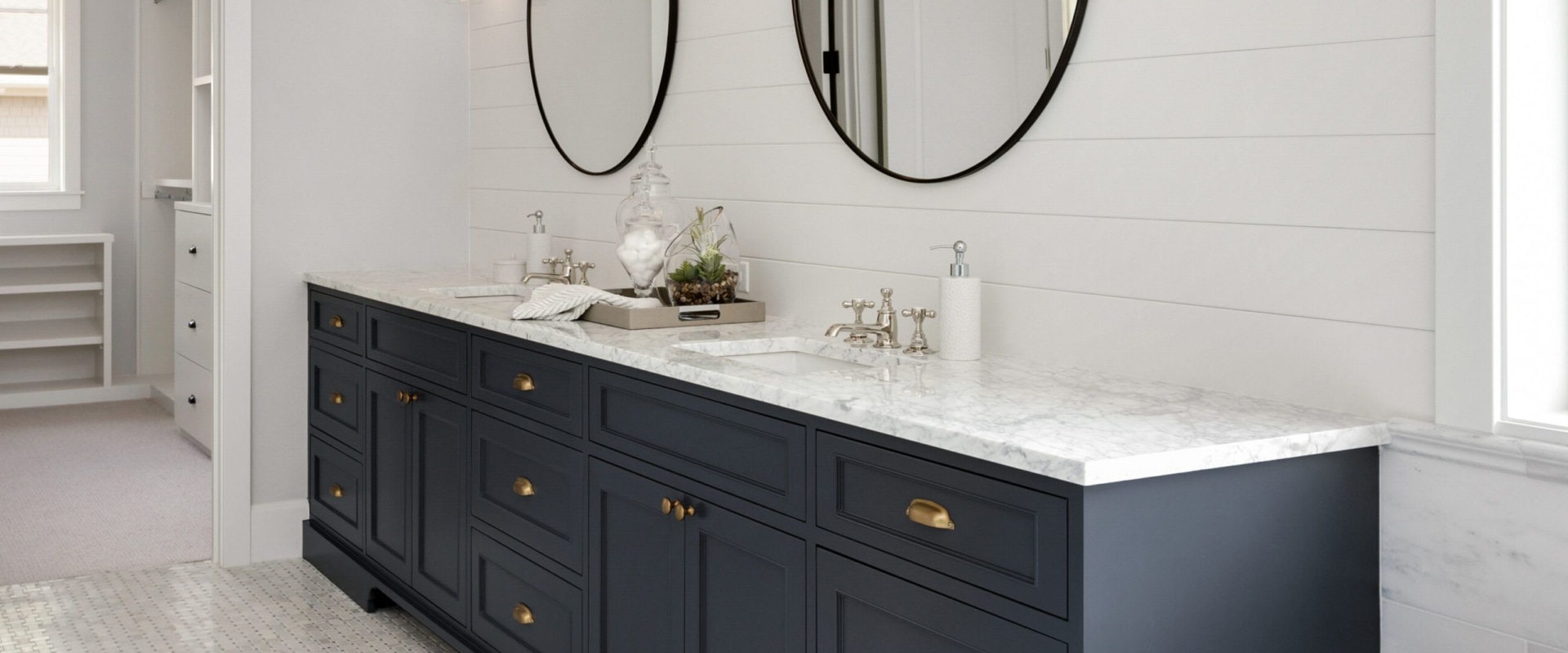 The Essential Fixtures for a Modern Bathroom