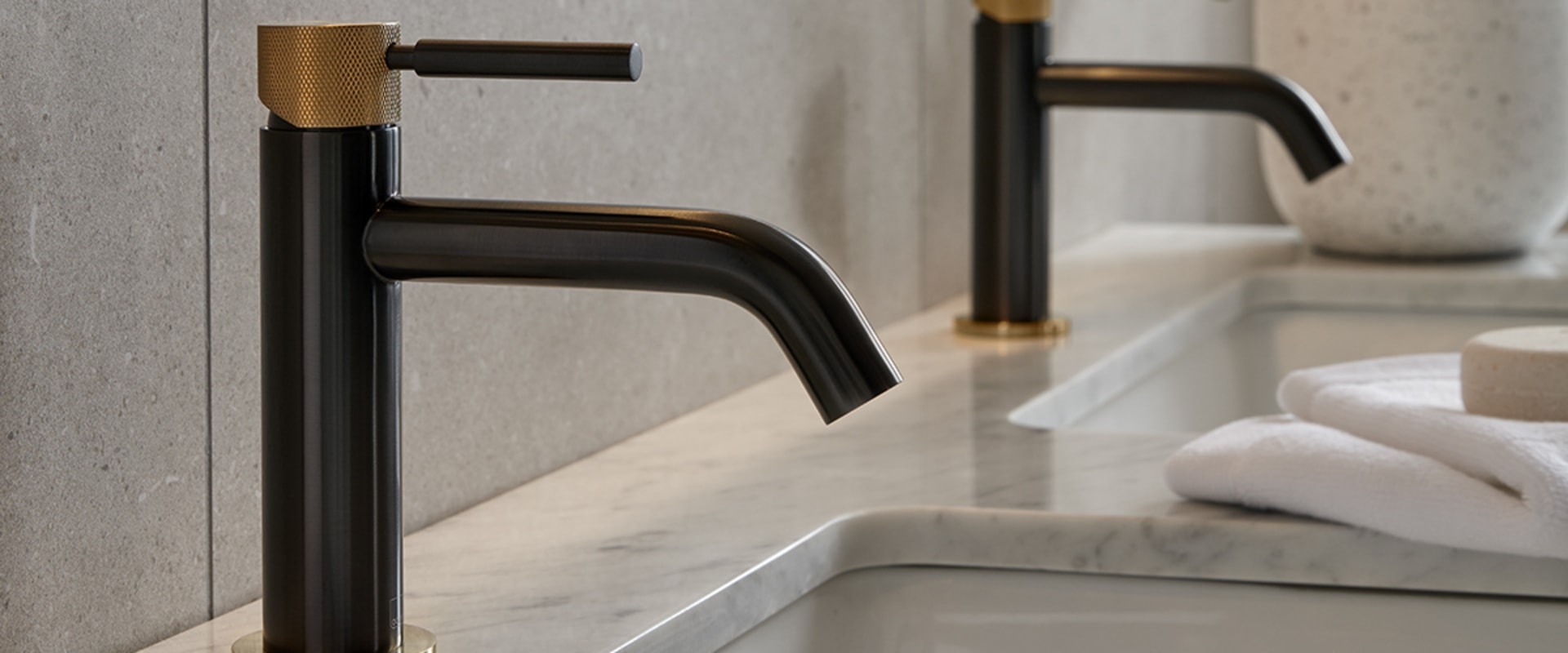 The Ultimate Guide to Choosing the Perfect Bathroom Fixtures